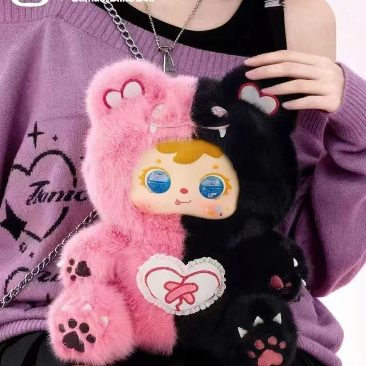 Samuel Bear Critical Hit  series Blind Box 400%